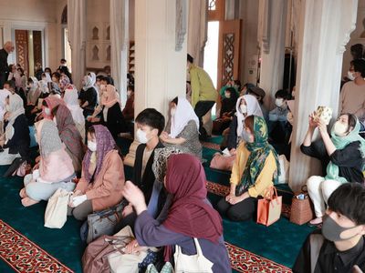 Japonya'nın başkentindeki camii, Müslümanların ardından Japon halkının da ilgi odağında!