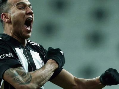 Josef de Souza'ya Silahlı Saldırı Şoku! Terliğine Kadar Her Şeyi Çaldılar