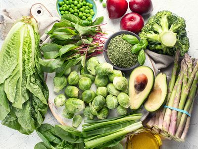 K vitamini faydaları nelerdir, hangi besinlerde K vitamini bulur? Şeker hastalığını önleyen K vitamini deposu besinler 