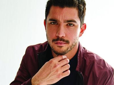 Kaan Yıldırım Yine Bir Açıkgöz’e Tutuldu! Ünlü Oyuncu Hadise’den Sonra Yeni Bir Aşka Yelken Açtı