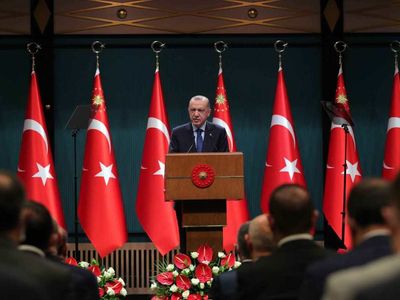 Kabine Toplantısı gençlerin yüzünü güldürdü! Cumhurbaşkanı Erdoğan'dan önemli açıklama