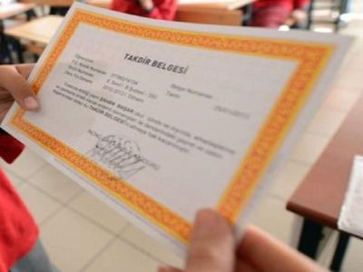 Kaç tane zayıfı olan öğrenci takdir teşekkür belgesi alabilecek? Karnesinde zayıfı olan öğrenci belge alabilir mi?