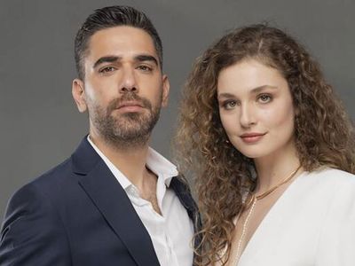 Kadir Doğulu'nun Serra Arıtürk'le Canlı Yayındaki Samimi Halleri Sevenlerini Kızdırdı!