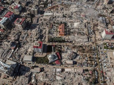 Kahramanmaraş 6 Şubat depremleri saat kaçta oldu? 6 Şubat depremlerinde kaç kişi öldü? 6 Şubat depremleri hangi illerde oldu? Tarihin en büyük felaketinin üzerinden 1 yıl geçti