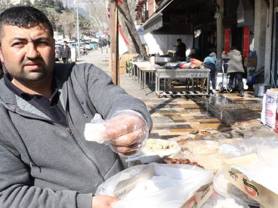 Kahramanmaraş’ta hayat yavaşça normale dönüyor: Esnaf dükkanlarını açmaya başladı