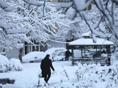 Kar yağışı başladı: Ankara ve o illerde etkisini gösteren yağış tüm gün sürecek!