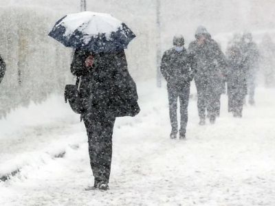 Kar yağışı eğitime engel oldu: Bir ilde okullar tatil edildi!