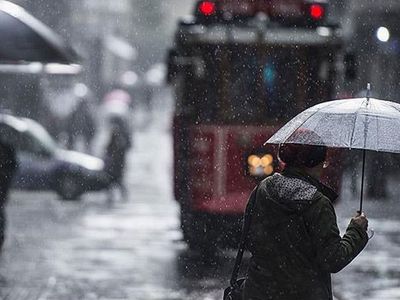 Kar yağışı ve sağanak başladı: Meteoroloji o iller için uyarı verdi