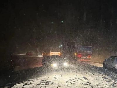 Kara kış Mayıs ayını bekledi: Kastamonu’da araçlar yolda mahsur kaldı