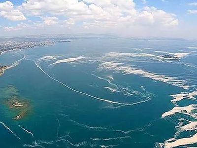 Karadeniz'den Gelen Akıntılar Marmara Denizi'ni Temizleyecek!