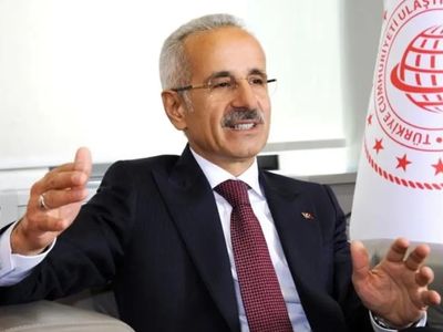 Karadeniz'e Hızlı Tren Geliyor! Bakan Uraloğlu Müjdeyi Verdi!