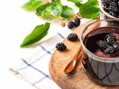 Karadut özü nedir, ne kadar tüketilmelidir? Karadut özü faydaları ve besin değeri