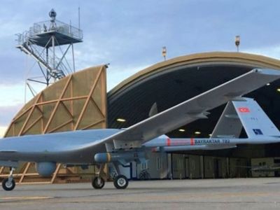 Kardeş Ülke Azerbaycan'dan Bayraktar SİHA'lı Tatbikat