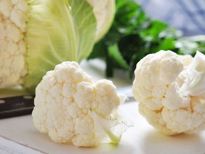 Karnabahar faydaları nelerdir, hangi mevsimde yetişir? Karnabaharda hangi vitaminler var? Vejetaryenler için karnabahar köftesi tarifi