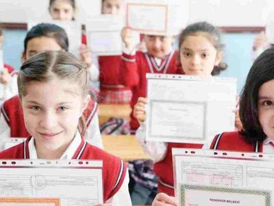Karneler hangi gün, ne zaman, saat kaçta alınacak? Karne günü ne zaman, ayın kaçında?