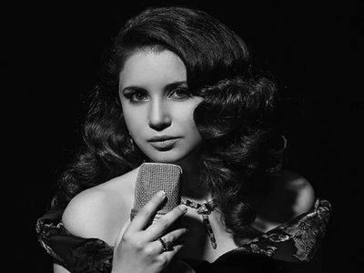 Karsu kimdir, nereli ve kaç yaşında? Karsu Dönmez Türk mü, ne iş yapıyor? Şarkıcı Karsu hayatı ve biyografisi
