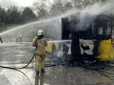 Kartal’da korku dolu anlar: İETT otobüsünde yangın çıktı