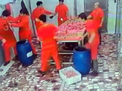 Kasapta Korkunç Cinayet: 'Kokuyorsun' Diyen İş Arkadaşını Öldürdü