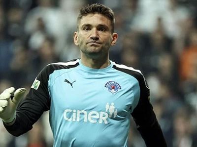Kasımpaşa'nın kalecisi Ertuğrul Taşkıran, Fenerbahçe'ye transfer durumu hakkında konuştu!