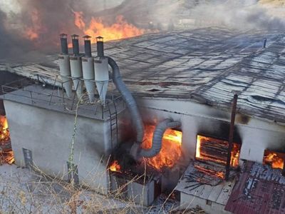 Kastamonu’da fabrika yangını: Alevler yeniden her yeri kapladı