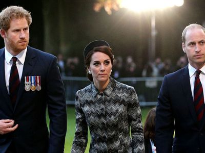Kate Middleton, gizemli ameliyatın ardından evine döndü: Sağlık durumu belirsiz!