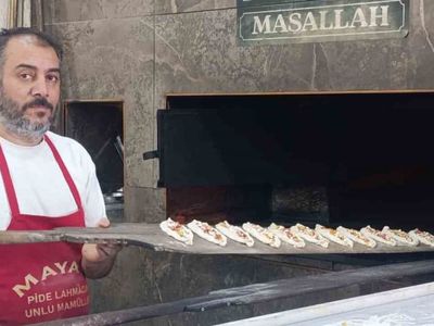 Kavurucu sıcakta ekmek mücadelesi
