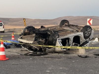 Kayseri’de cenazeye giden otomobil kaza yaptı: 4 kişi hayatını kaybetti