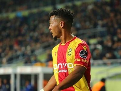 Kayserispor geçen sezon Süper Lig'den küme düşen Yeni Malatyaspor'un formasını terleten Mounir Chouiar'i transfer etti!