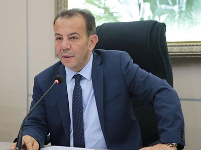 Kemal Kılıçdaroğlu’nun istifasını istemişti: Tanju Özcan CHP'den ihraç edildi