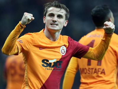 Kerem Aktürkoğlu kimdir, nereli ve kaç yaşında? Muhammed Kerem Aktürkoğlu hangi takımlarda oynadı, mevkii neresi? Kerem Aktürkoğlu kariyeri ve biyografisi