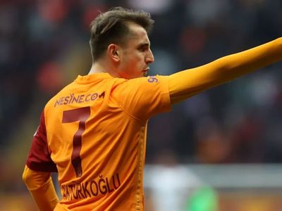Kerem Aktürkoğlu'ndan Duygusal Veda: "İlle de görmek için mi yaşanır güzel günler? Uğruna beklemek de güzel…”