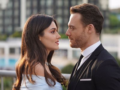 Kerem Bürsin, Serenay'ı Tek Sözle Sildi!