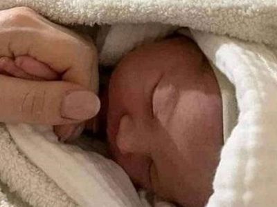 Kiev'de bomba ve siren sesleri ile dünyaya göz açan Mia bebek Ukrayna'nın mucize bebeği oldu