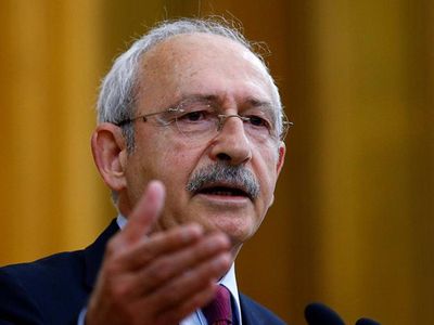 Kılıçdaroğlu 104 Emekli Amiralin Darbe İmalı Bildirisine Sahip Çıktı