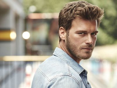 Kıvanç Tatlutuğ Paylaşımıyla Sosyal Medyayı Salladı!