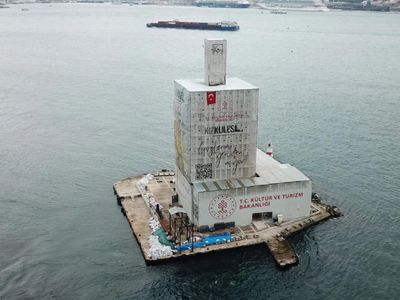 Kız Kulesi restorasyonu tamamlanıyor: Duvarlardan midye kabuğu çıktı