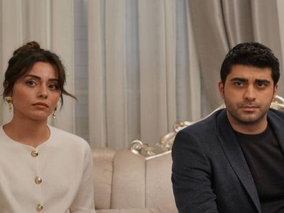 Kızılcık Şerbeti 49. bölüm fragmanı: Kızılcık Şerbeti yeni bölümde neler olacak? Kızılcık Şerbeti yeni bölüm hangi gün ve saat kaçta?