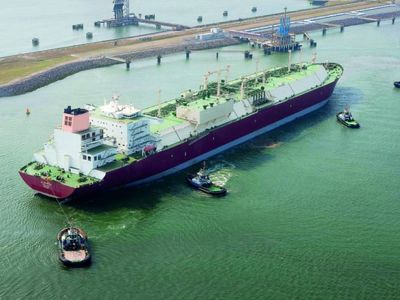 Kızıldeniz gerilimi tehlikeyi artırıyor: Katar LNG sevkiyatını durdurdu