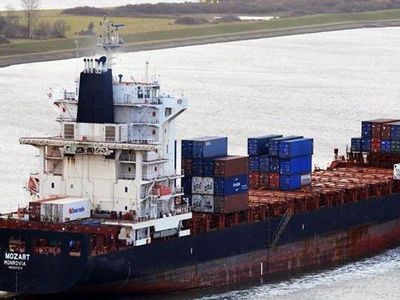 Kızıldeniz'de İran Gemisine Saldırı