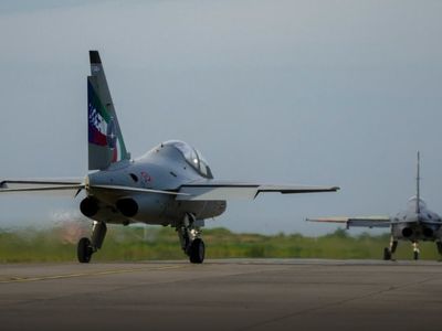 KIZILELMA ve İtalyan M-346'dan gökyüzünde iş birliği