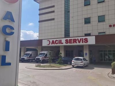 Kocaeli Devlet Hastanesi'nde akılalmaz olay! Hasta yakını sıra beklemek istemeyince sekreterin elini ısırdı!