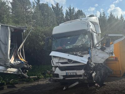 Kocaeli’de Anadolu Otoyolu’nda zincirleme kaza: 2 kişi hayatını kaybetti