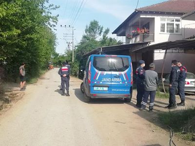 Kocaeli’de Cinayet Zanlısı Jandarmayla Silahlı Çatışmaya Girdi