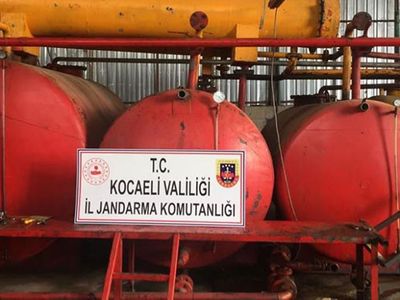 Kocaeli’de Kaçak Akaryakıt Üretim Tesisine Baskın