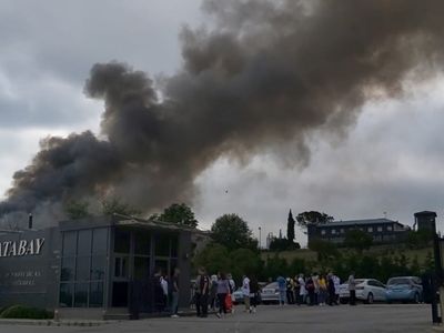 Kocaeli'de kimya fabrikasında patlama ardından yangın çıktı!