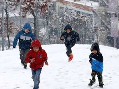 Kocaeli'nde okullar tatil mi? 10 Mart 2022 yarın Kocaeli'nde okullar tatil mi? Kocaeli Valiliği son dakika açıklamaları