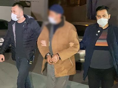 Konya'da Caminin Yardım Kutusundaki Paraları Çalıp Kaçtı