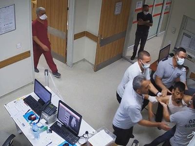 Konya'da Mekan Kavgası Hastaneye Taşındı! Olayda 3 Memur Yaralandı