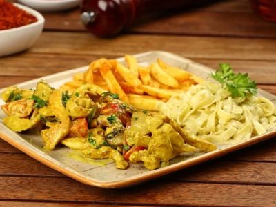 Köri soslu kremalı tavuk nasıl hazırlanır?