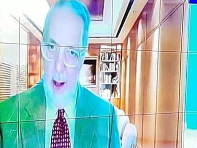 Korkudan ne söyleyeceklerini şaşırdı! Emekli Yunan Koramiralden alçak tehdit!